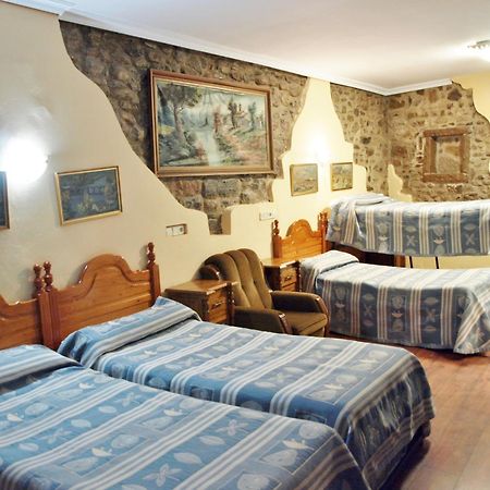 Hotel Mur Jaca Rom bilde