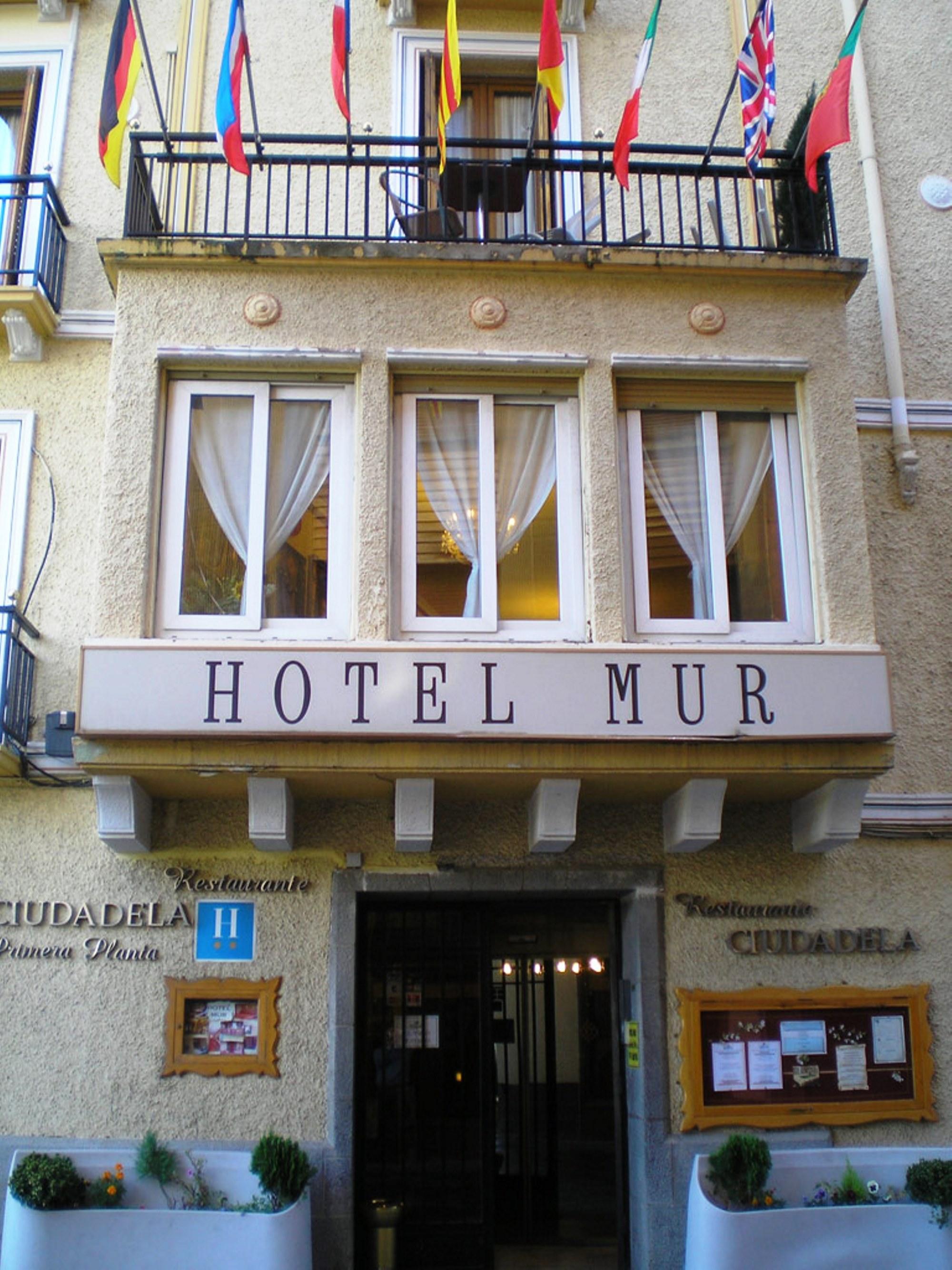 Hotel Mur Jaca Eksteriør bilde